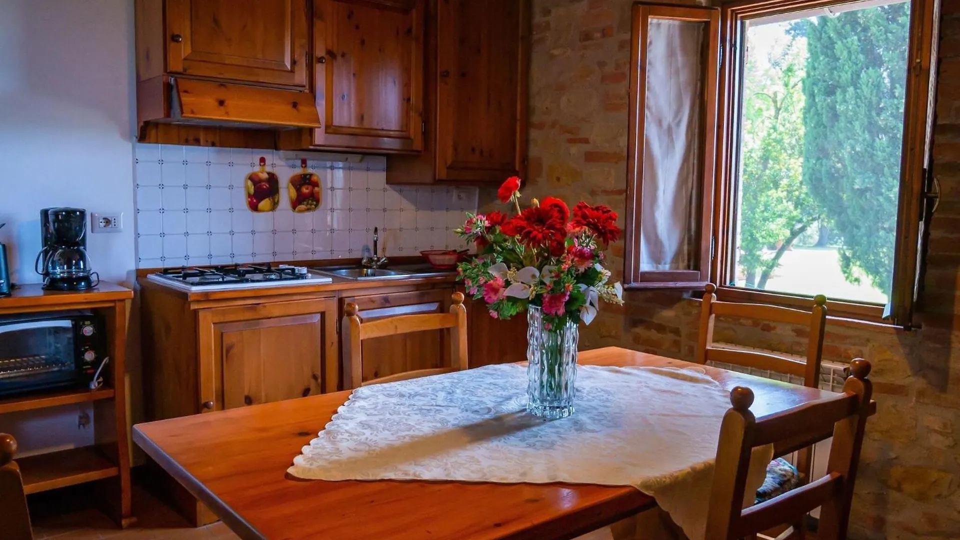Apartment In Farmhouse With Garden And Pool Монтайоне